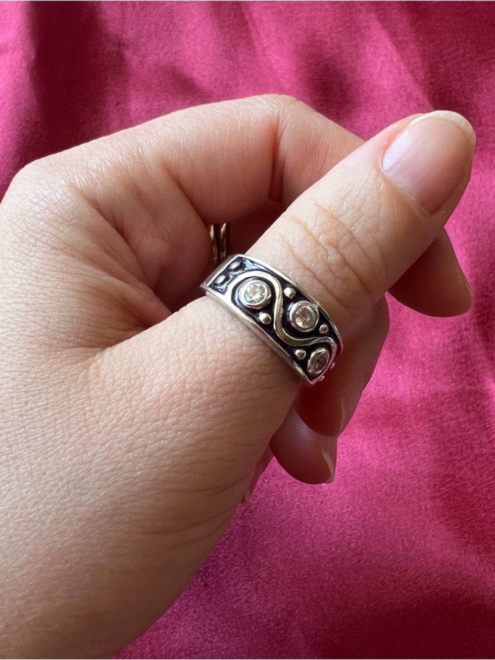 925 Sterling Silver Band Ring with Raised Dot and Swirl Design